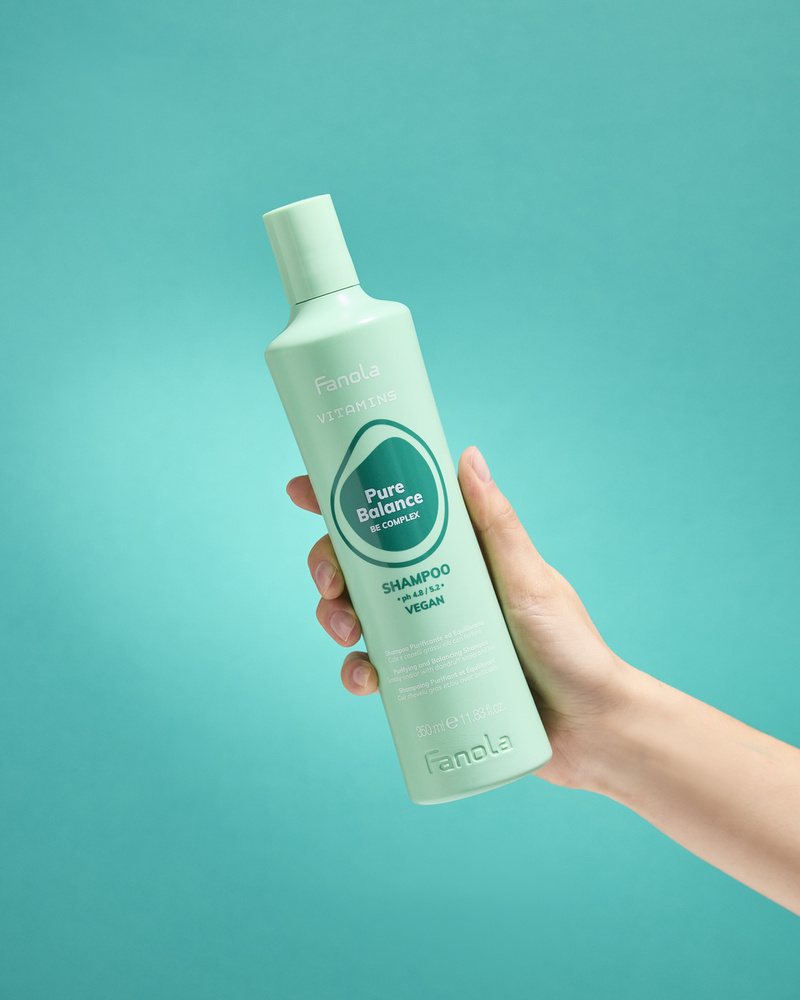 Fanola Vitamins Pure Balance Szampon Do Przetłuszczającej Się Skóry Głowy 350 ml